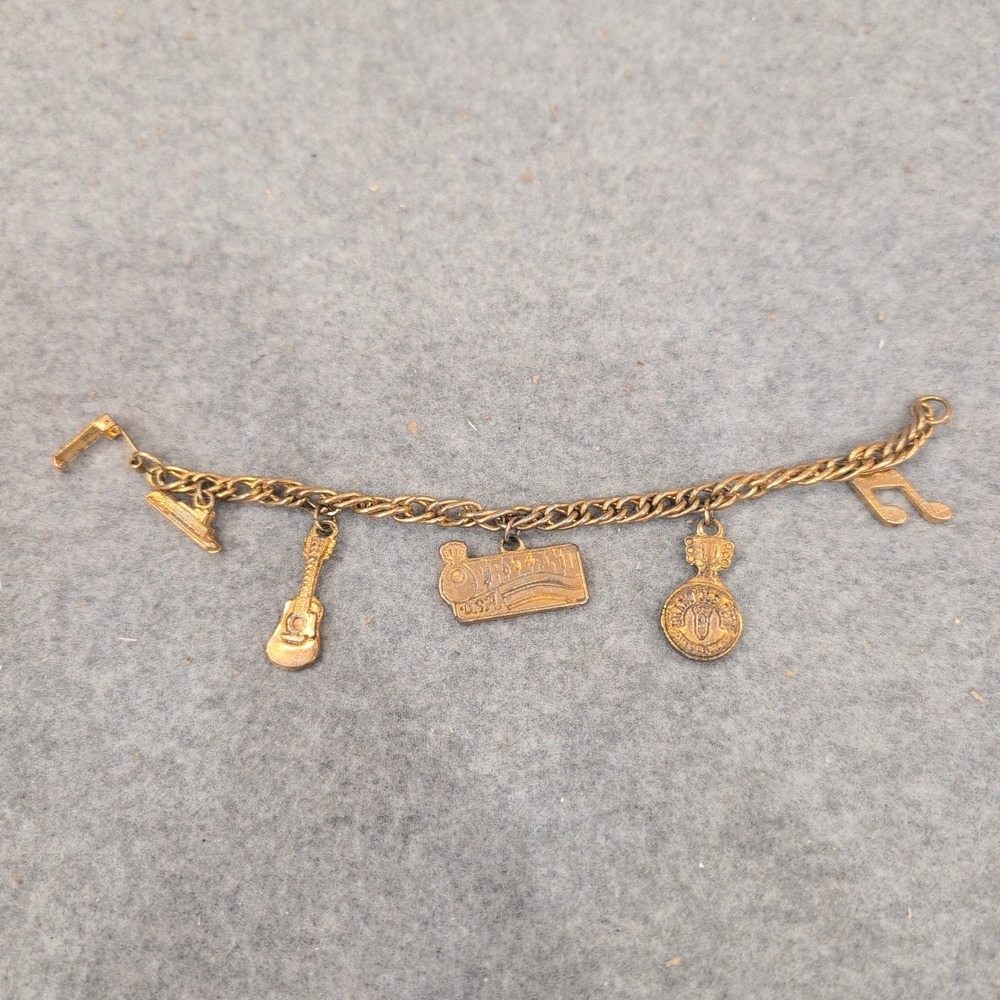 Vintage Nashville Charm Bracelet Grand Ole Opry Opryland USA Gold Tone J1 - Picture 2 of 6